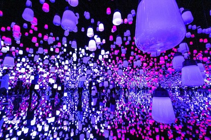 Museums without boundaries: teamLab Borderless and teamLab Planets