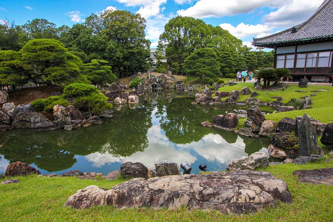 Exploring central Kyoto on foot and in the kitchen