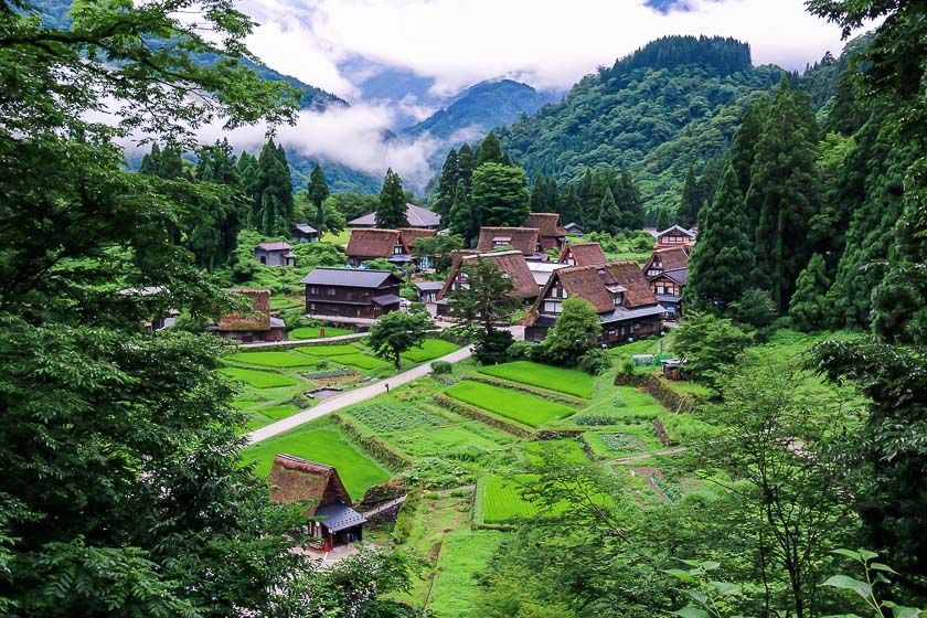 Home Delivery by japan-guide.com - Top three hidden villages in Japan