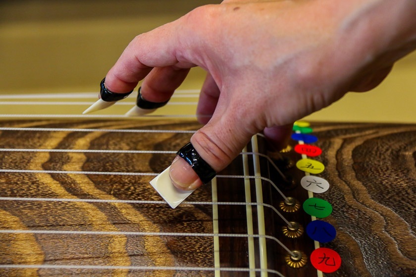 Alat muzik tradisional: KotoAlat muzik tradisional: Koto  