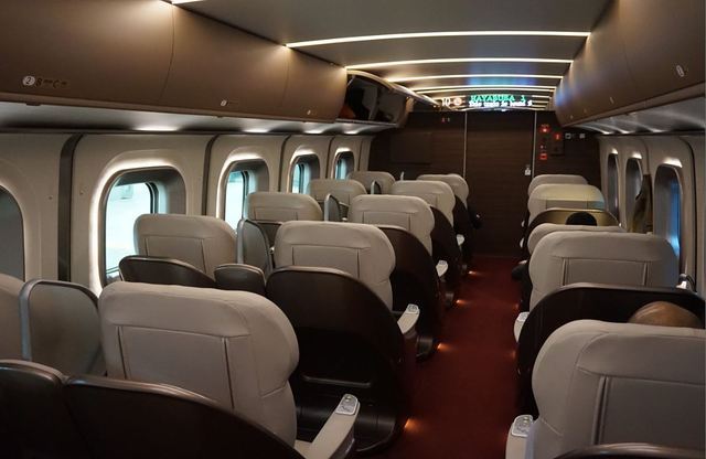 Japan Travel Reports All Aboard The Hokkaido Shinkansen In Gran Class