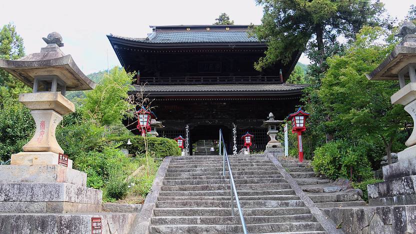 Daizenji Temple (Grape Temple) - Kofu Travel