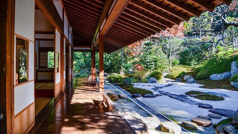 Jomyoji Temple - Kamakura Travel