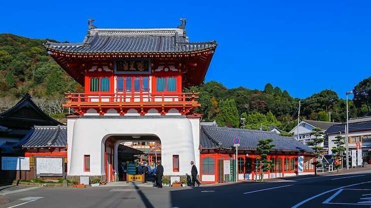 Takeo Onsen Travel Guide - What to do around the Takeo hot springs